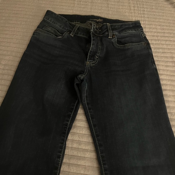 Wrangler Jeans - Picture 2 of 5